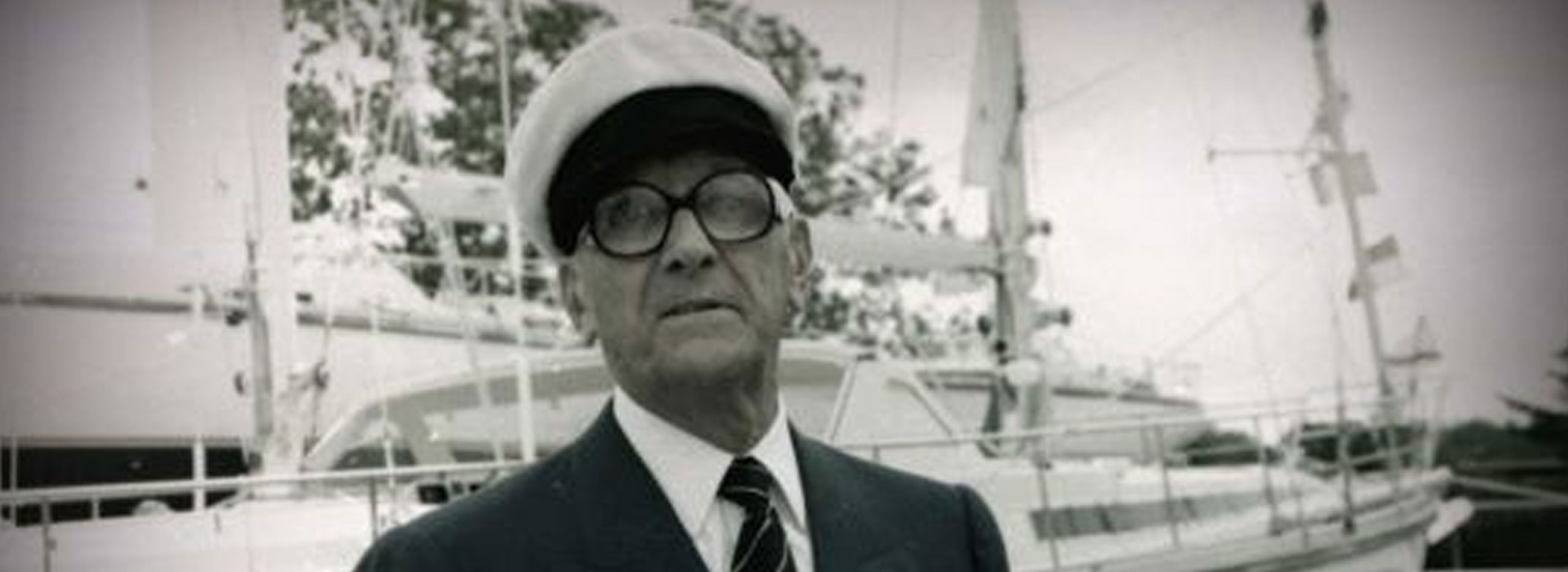 Kronenberg-Yachting "Shipyard founder Henry Amel" Kronenberg-Yachting "Shipyard founder Henry Amel" Headerbild
